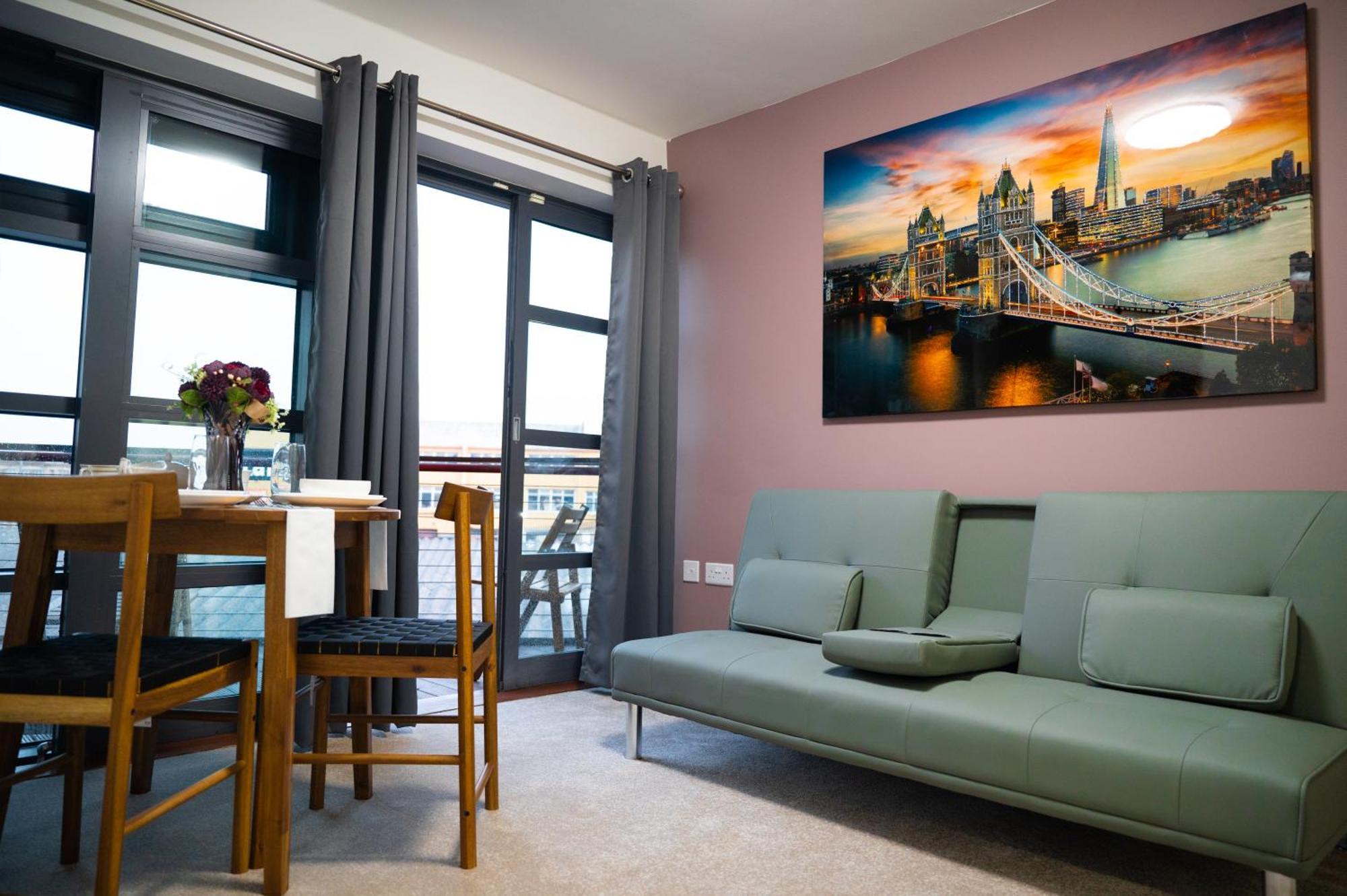 Digbeth Aparthotel Бирмингем Экстерьер фото